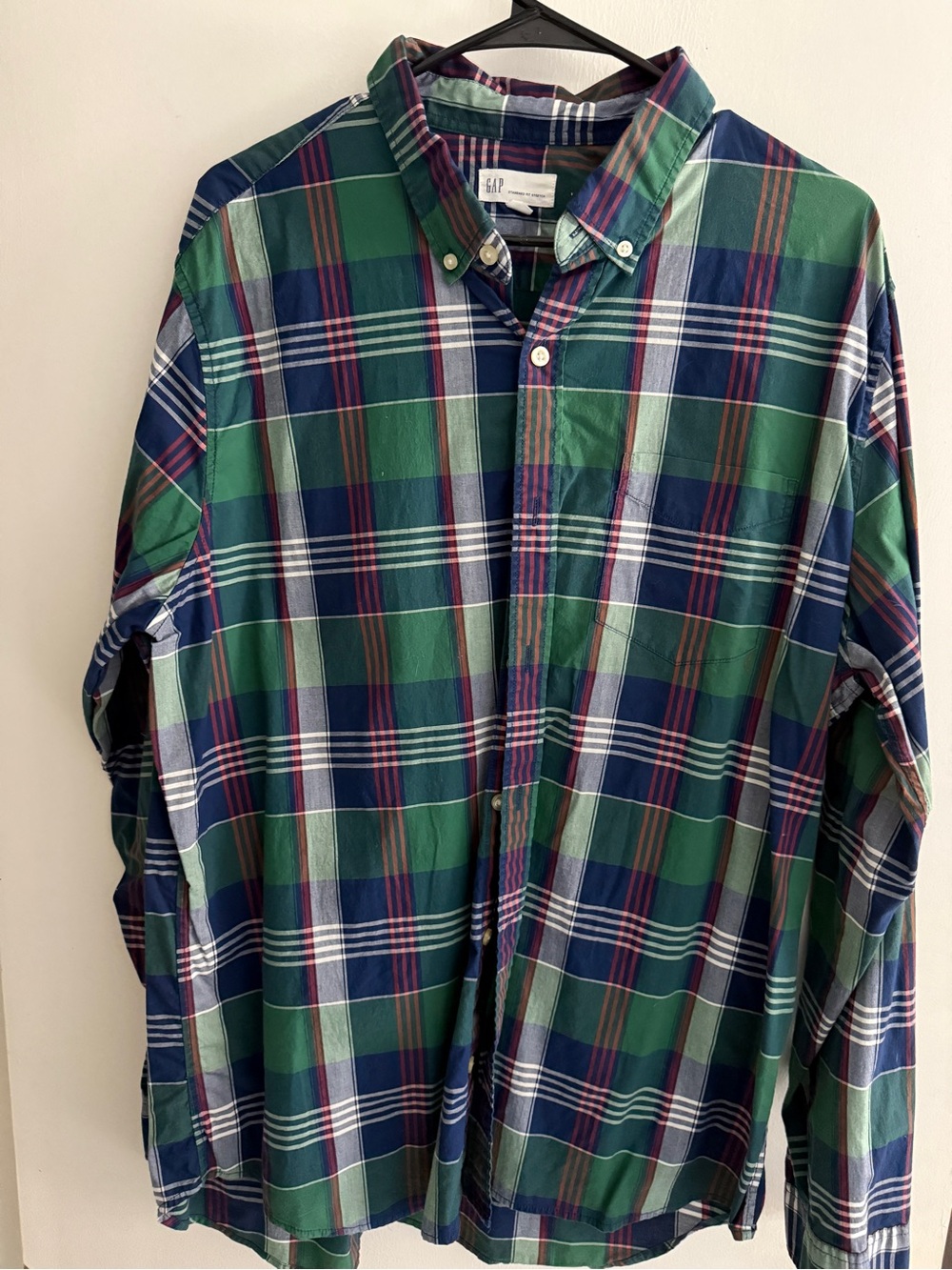 GAP Men's Green, Navy & White Plaid Button-Down Shirt